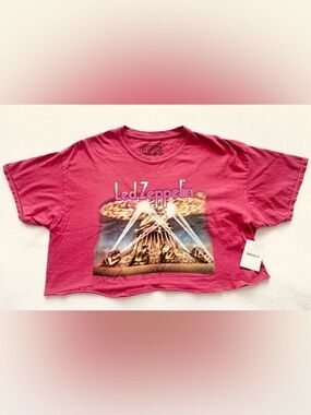 Forever 21 Plus Cropped Led Zeppelin Pink Graphic Band Tee